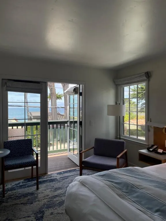 Carmel Beach Hotel, photo 1
