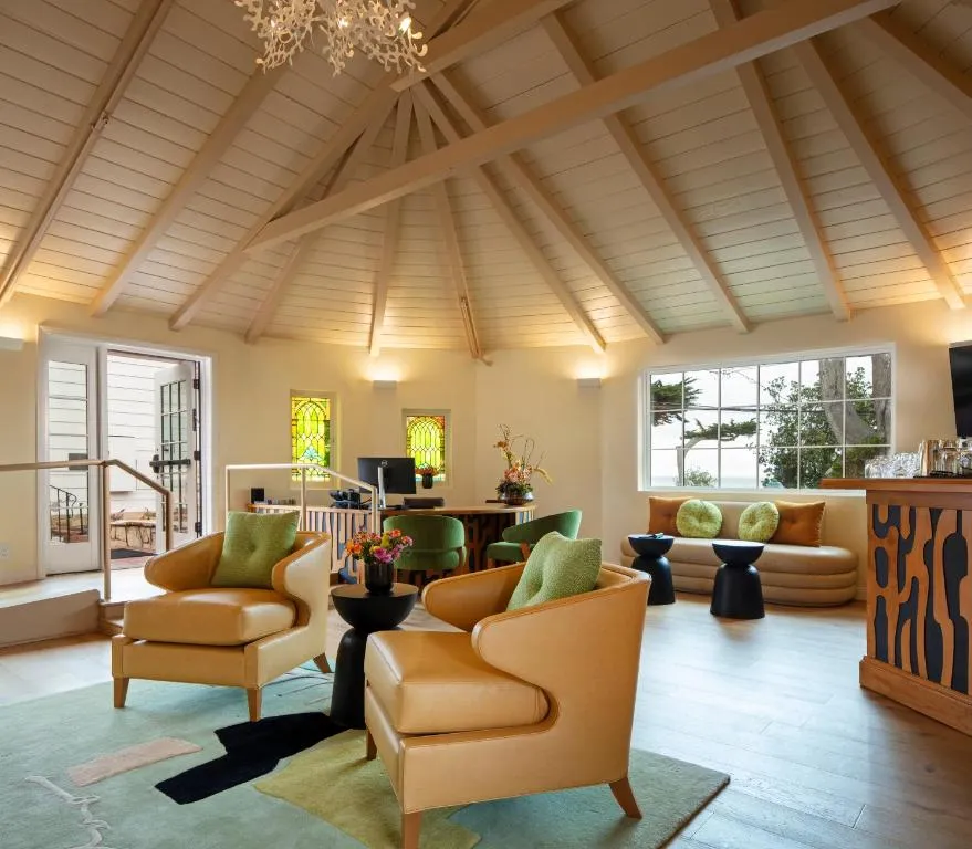 Carmel Beach Hotel, photo 4